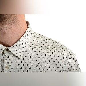 John Varvatos Luxe Short Sleeve Button Up Pattered Shirt Large